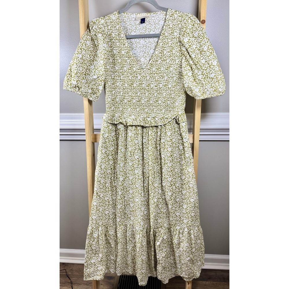 Universal Thread Puff Short Sleeve Smocked Green White Floral Dress Spring XS B6